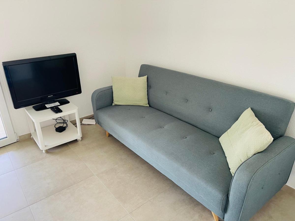 Central Apartment , Free Parking โลการ์โน ภายนอก รูปภาพ