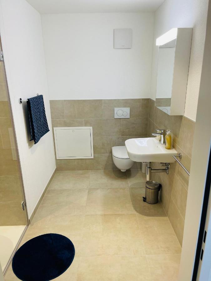 Central Apartment , Free Parking โลการ์โน ภายนอก รูปภาพ